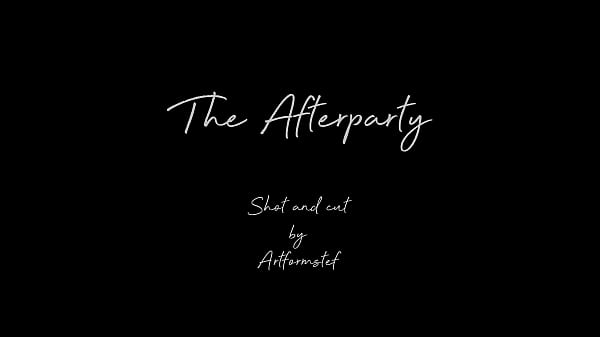 LUCKY DUDE GETS REVERSE GANGBANGED BY FOUR BOMBSHELLS