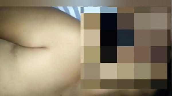 Moreno  le abre el culo a Morena