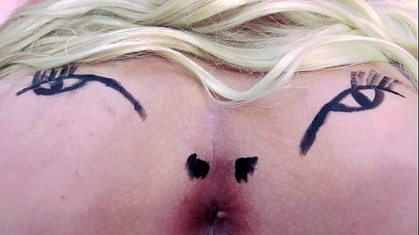 Mentes maliciosas vão dizer que é um cu Rosinha chupando pirulito(completo no sheer e red )