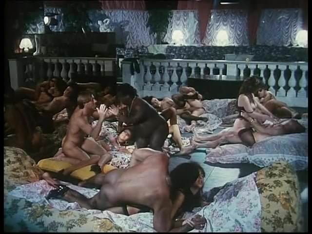 Orgy from Rotte e Sfondate (1995) Angelica Bella