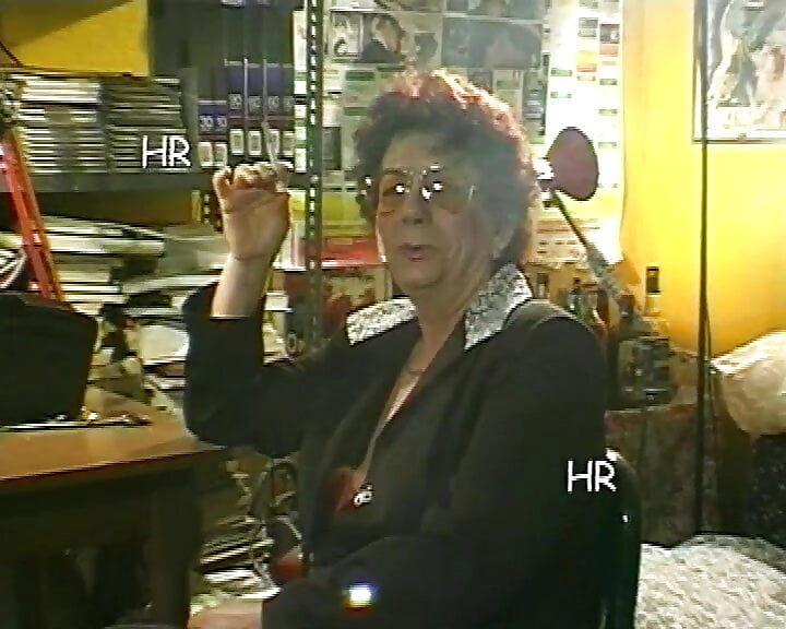 90s secret sex in Italian with exhibitionist wives #1