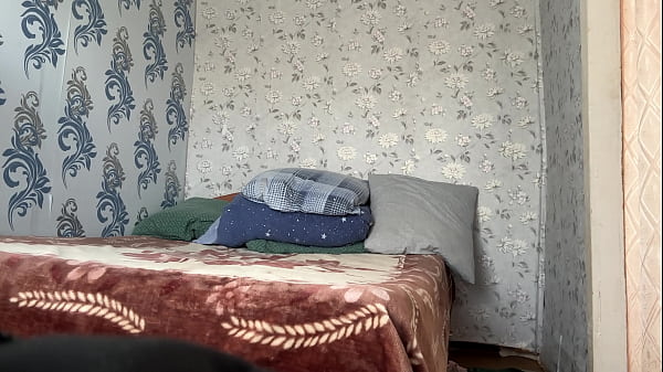 Before work I masturbated my tight pussy