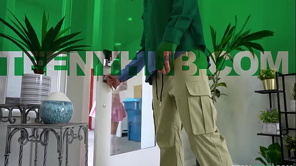 “Idol Worship: Lulu’s Eager Submission to Her Favorite Manga Author