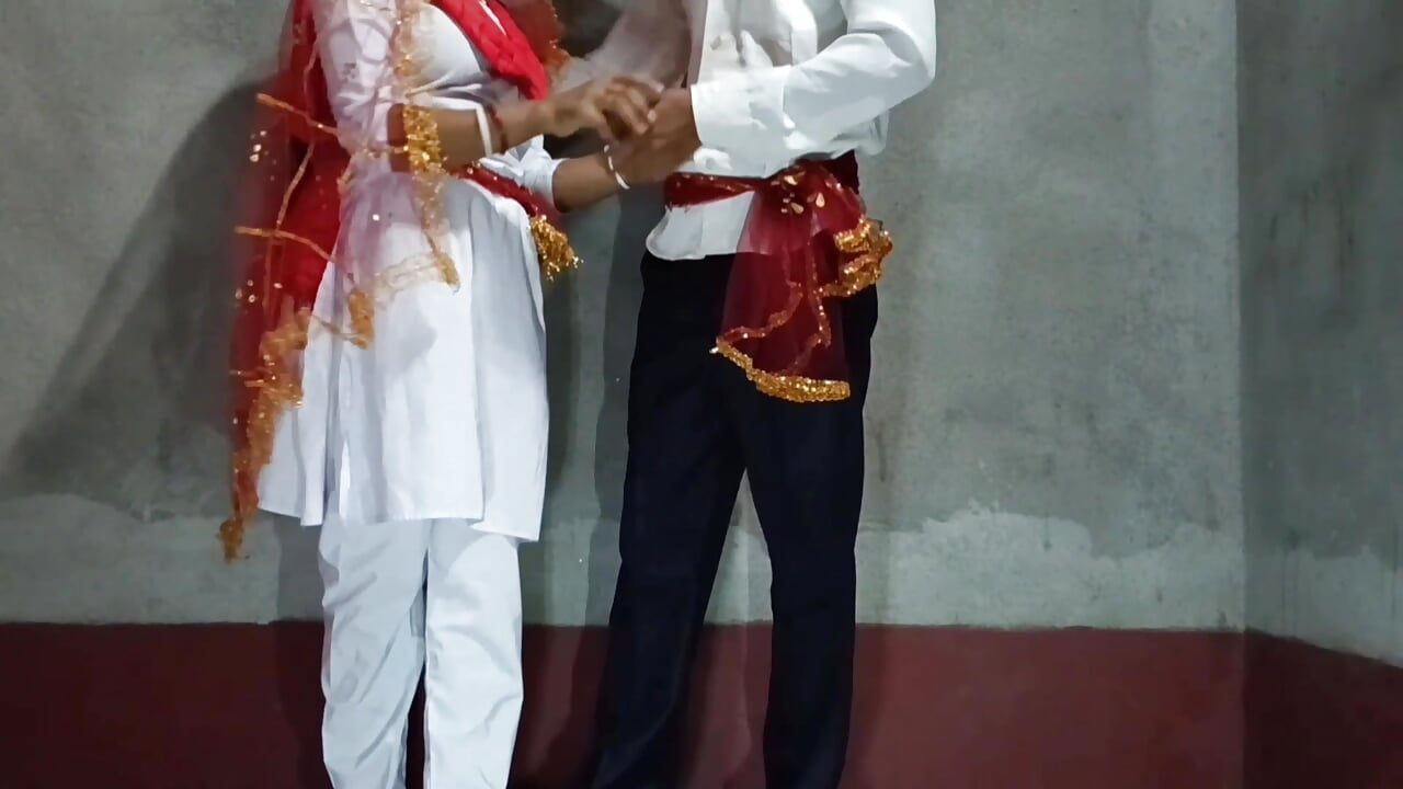 Indian Desi school girl first sex video