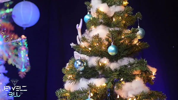 Happy Holidays! Here’s a little sweet treat JOI from your blue dream queen this holiday season